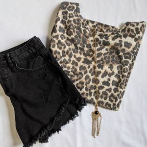 ❌SOLD❌ Animal Print Boutique Top